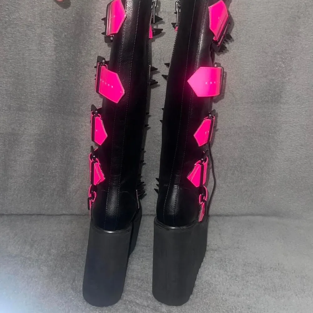 Dolls-kill Women's Pink Boots